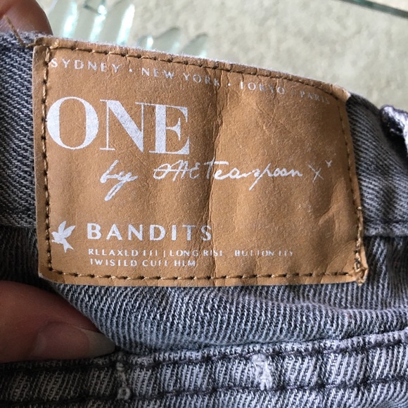 Sexy One Teaspoon Jean shorts - Picture 3 of 6